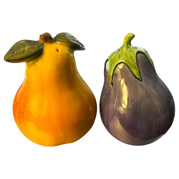 Vintage Ceramic Pear & Eggplant Salt and Pepper Shaker Set - Picture 1 of 8